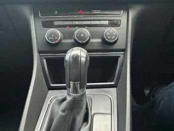 SEAT LEON 1.2 TSI SE Hatchback 5dr Petrol DSG Euro 5 (s/s) (105 ps)