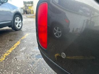 KIA SORENTO 2.2 CRDi KX-2 SUV 5dr Diesel Auto AWD Euro 5 (194 bhp)