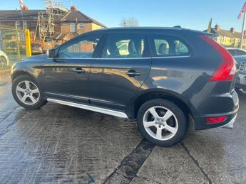 VOLVO XC60 2.0 D4 R-Design SUV 5dr Diesel Geartronic Euro 5 (163 ps)