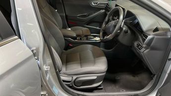 HYUNDAI IONIQ 38.3kWh Premium Hatchback 5dr Electric Auto (136 ps)