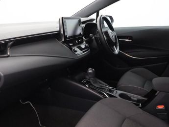 TOYOTA COROLLA 2.0 VVT-h GPF Icon Tech Hatchback 5dr Petrol Hybrid CVT Euro 6 (