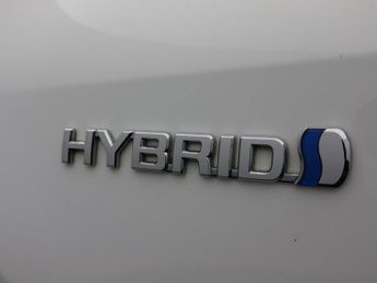 TOYOTA COROLLA 2.0 VVT-h GPF Icon Tech Hatchback 5dr Petrol Hybrid CVT Euro 6 (