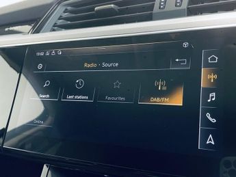 AUDI E-TRON 50 Technik SUV 5dr Electric Auto quattro 71.2kWh (313 ps)