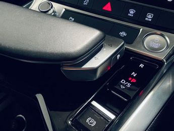 AUDI E-TRON 50 Technik SUV 5dr Electric Auto quattro 71.2kWh (313 ps)