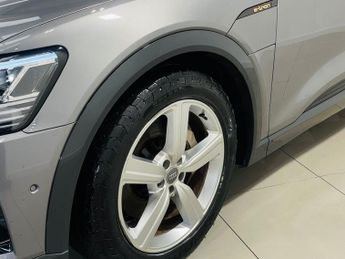AUDI E-TRON 50 Technik SUV 5dr Electric Auto quattro 71.2kWh (313 ps)