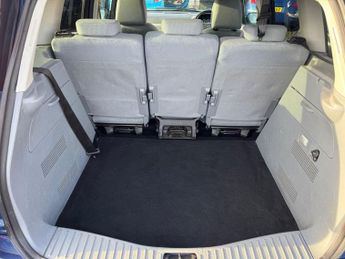 FORD C-MAX 1.6 16v Zetec MPV 5dr Petrol Manual (164 g/km, 99 bhp)