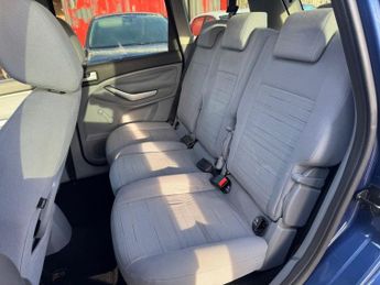 FORD C-MAX 1.6 16v Zetec MPV 5dr Petrol Manual (164 g/km, 99 bhp)
