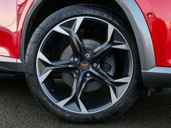 CUPRA FORMENTOR 1.4 eHybrid 12.8kWh V2 SUV 5dr Petrol Plug-in Hybrid DSG Euro 6 