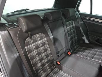 VOLKSWAGEN GOLF 2.0 TDI BlueMotion Tech GTD Hatchback 5dr Diesel DSG Euro 6 (s/s