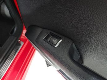 MERCEDES-BENZ C-CLASS 2.1 C220 CDI BlueEfficiency Sport Saloon 4dr Diesel G-Tronic+ Eu