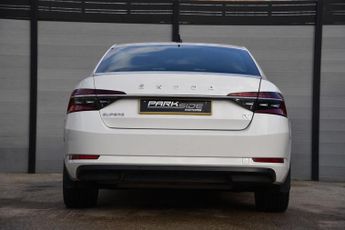 SKODA SUPERB 1.4 TSI iV 13kWh SE L Hatchback 5dr Petrol Plug-in Hybrid DSG Eu