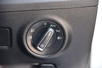 SKODA SUPERB 1.4 TSI iV 13kWh SE L Hatchback 5dr Petrol Plug-in Hybrid DSG Eu