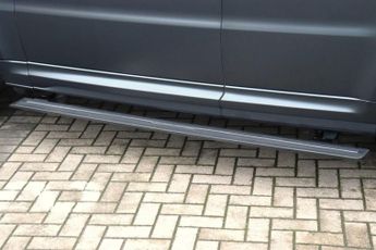 LAND ROVER RANGE ROVER SPORT SVR 5.0 P575 V8 