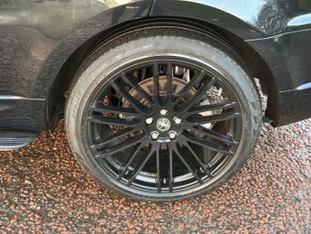 LAND ROVER RANGE ROVER SPORT 3.0 SD V6 HSE Dynamic SUV 5dr Diesel Auto 4WD Euro 6 (s/s) (306 