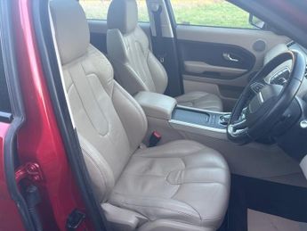 LAND ROVER RANGE ROVER EVOQUE 2.2 SD4 Pure Tech SUV 5dr Diesel Auto 4WD Euro 5 (s/s) (190 ps)