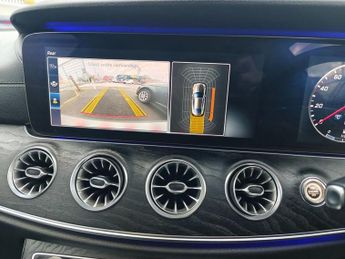 MERCEDES-BENZ E-CLASS 2.0 E220d AMG Line (Premium Plus) Coupe 2dr Diesel G-Tronic+ Eur