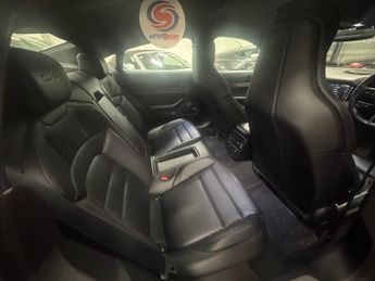 PORSCHE TAYCAN Performance Plus 93.4kWh Turbo Saloon 4dr Electric Auto 4WD (680