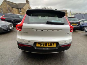 VOLVO XC40 2.0 D3 Inscription SUV 5dr Diesel Auto Euro 6 (s/s) (150 ps)