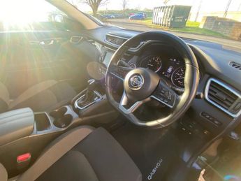 NISSAN QASHQAI 1.3 DIG-T N-Connecta SUV 5dr Petrol DCT Auto Euro 6 (s/s) (160 p