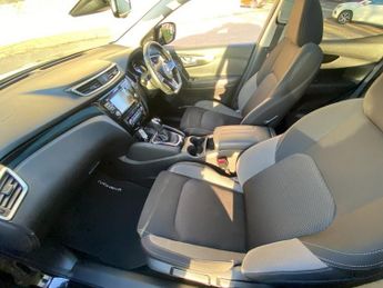 NISSAN QASHQAI 1.3 DIG-T N-Connecta SUV 5dr Petrol DCT Auto Euro 6 (s/s) (160 p