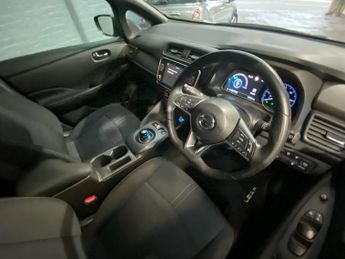 NISSAN LEAF 40kWh Acenta Hatchback 5dr Electric Auto (150 ps)