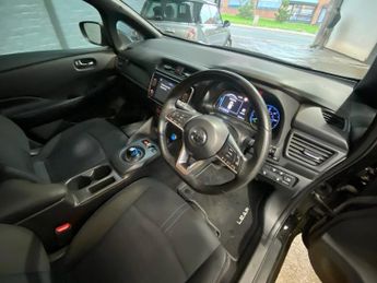 NISSAN LEAF 40kWh Acenta Hatchback 5dr Electric Auto (150 ps)