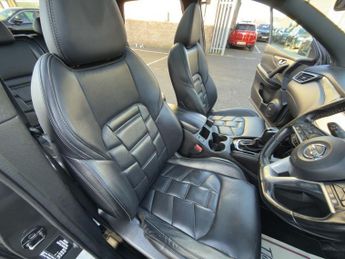 NISSAN QASHQAI 1.6 dCi Tekna+ SUV 5dr Diesel XTRON Euro 6 (s/s) (130 ps)