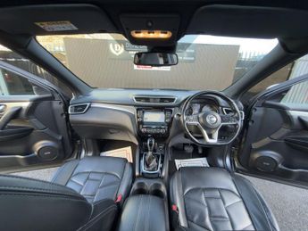 NISSAN QASHQAI 1.6 dCi Tekna+ SUV 5dr Diesel XTRON Euro 6 (s/s) (130 ps)