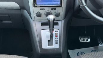 VAUXHALL ZAFIRA 1.9 CDTi SRi MPV 5dr Diesel Auto Euro 4 (150 bhp)