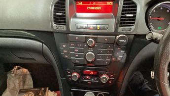 VAUXHALL INSIGNIA 2.0 CDTi SRi Hatchback 5dr Diesel Auto Euro 5 (160 ps)