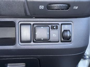 NISSAN MICRA 1.2 16v n-tec Hatchback 5dr Petrol Automatic (159 g/km, 79 bhp)