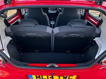 TOYOTA AYGO 1.0 VVT-i Move Hatchback 5dr Petrol MultiMode Euro 5 (68 ps)