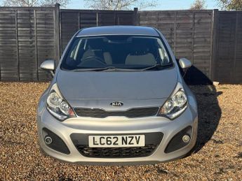 Kia Rio 1.4 CRDi EcoDynamics 2 Hatchback 5dr Diesel Manual Euro 5 (s/s) 