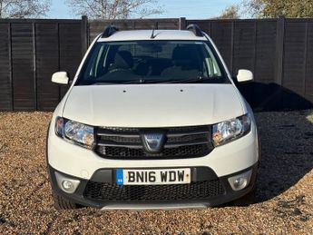 Dacia Sandero 1.5 dCi Laureate Hatchback 5dr Diesel Manual Euro 6 (s/s) (90 ps