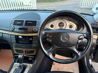 MERCEDES-BENZ E-CLASS 2.1 E220 CDI Avantgarde Estate 5dr Diesel Automatic (194 g/km, 1