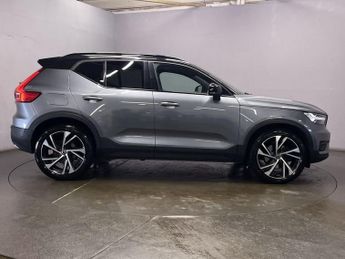 VOLVO XC40 2.0 D4 R-Design Pro SUV 5dr Diesel Auto AWD Euro 6 (s/s) (190 ps