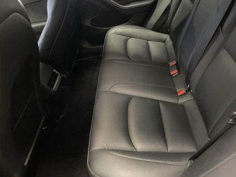 TESLA Model 3 Standard Range Plus Saloon 4dr Electric Auto RWD (241 bhp)