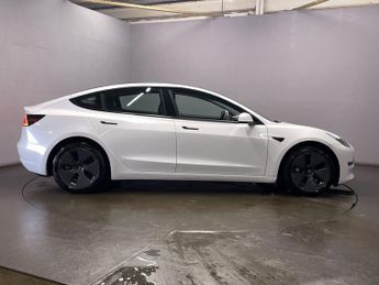 TESLA Model 3 Standard Range Plus Saloon 4dr Electric Auto RWD (241 bhp)