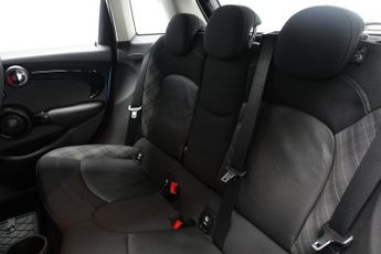 MINI HATCH 2.0 Cooper S Hatchback 5dr Petrol Auto Euro 6 (s/s) (192 ps)