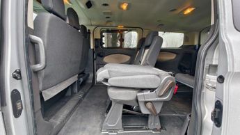 FORD TOURNEO CUSTOM 2.0 310 EcoBlue Titanium Minibus 5dr Diesel Auto L1 Euro 6 (s/s)