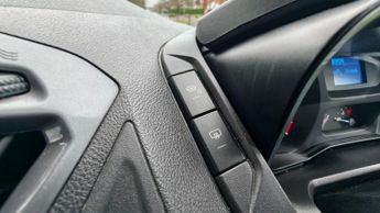 FORD TOURNEO CUSTOM 2.0 310 EcoBlue Titanium Minibus 5dr Diesel Auto L1 Euro 6 (s/s)