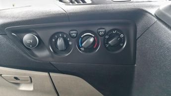 FORD TOURNEO CUSTOM 2.0 310 EcoBlue Titanium Minibus 5dr Diesel Auto L1 Euro 6 (s/s)