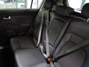 KIA SPORTAGE 2.0 CRDi KX-2 SUV 5dr Diesel Auto AWD Euro 5 (134 bhp)