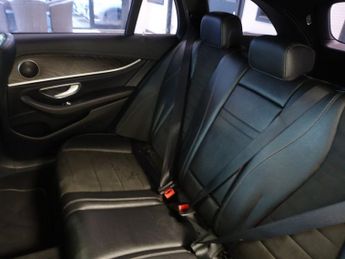 MERCEDES-BENZ E-CLASS 2.0 E220d AMG Line Estate 5dr Diesel G-Tronic+ Euro 6 (s/s) (194
