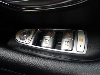 MERCEDES-BENZ E-CLASS 2.0 E220d AMG Line Estate 5dr Diesel G-Tronic+ Euro 6 (s/s) (194