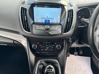 FORD GRAND C-MAX 2.0 TDCi Titanium MPV 5dr Diesel Manual Euro 6 (s/s) (150 ps)