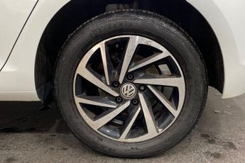VOLKSWAGEN GOLF 1.6 TDI Match Hatchback 5dr Diesel DSG Euro 6 (s/s) (115 ps)