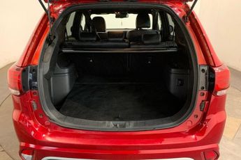 MITSUBISHI OUTLANDER 2.4h TwinMotor 13.8kWh Exceed SUV 5dr Petrol Plug-in Hybrid CVT 