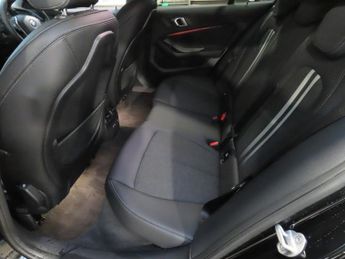 BMW 1 SERIES 2.0 118d Sport Hatchback 5dr Diesel Auto Euro 6 (s/s) (150 ps) F