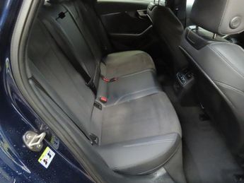 AUDI A4 2.0 TDI 40 Black Edition Saloon 4dr Diesel S Tronic quattro Euro